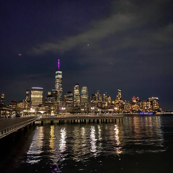 Meet your Posher, Taylor - Picture 1 of 1